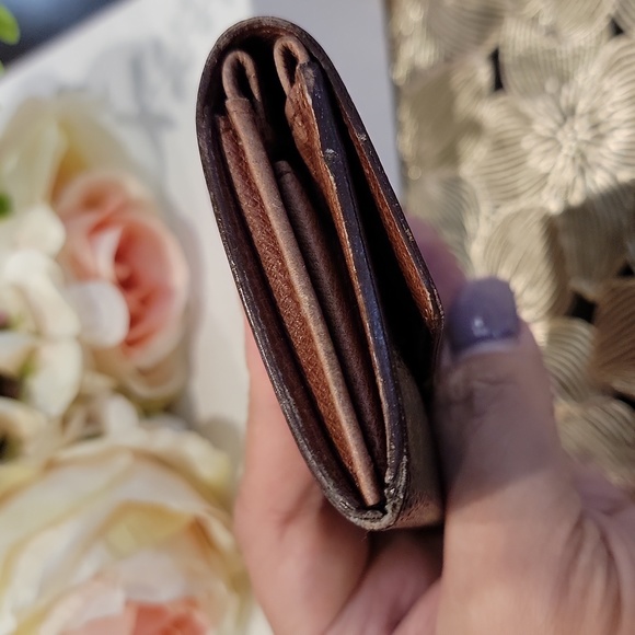 Authentic Louis Vuitton card wallet - Picture 4 of 9